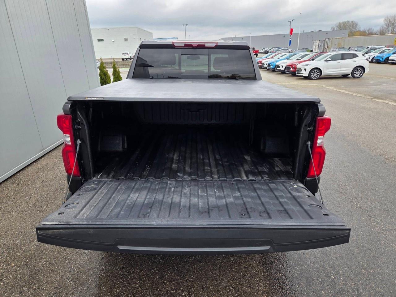 2026 Chevrolet Silverado 1500 Crew Cab Short Box 4-Wheel Drive High Country Photo