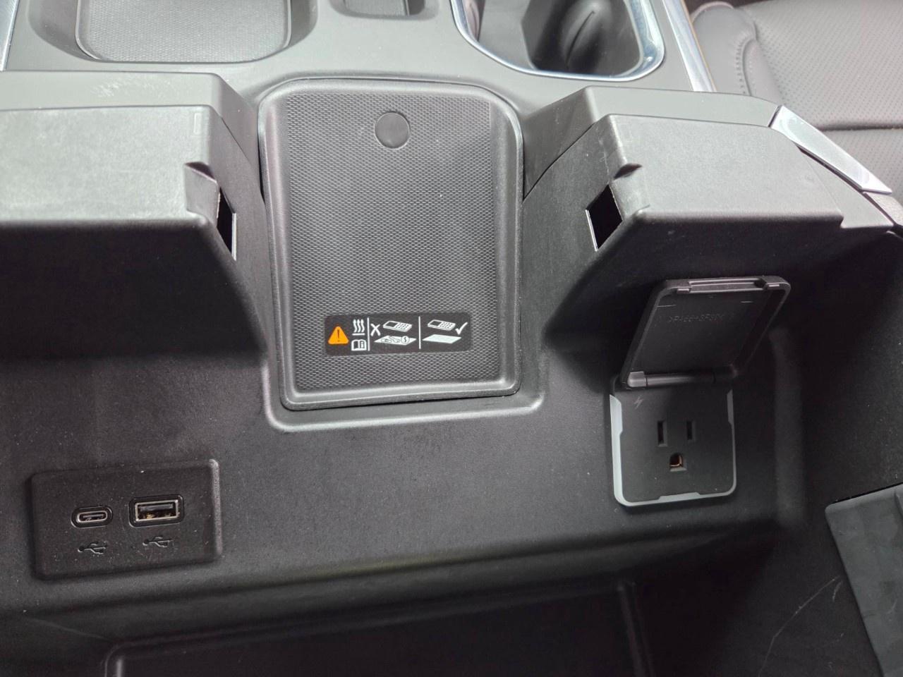 2026 Chevrolet Silverado 1500 Crew Cab Short Box 4-Wheel Drive High Country Photo