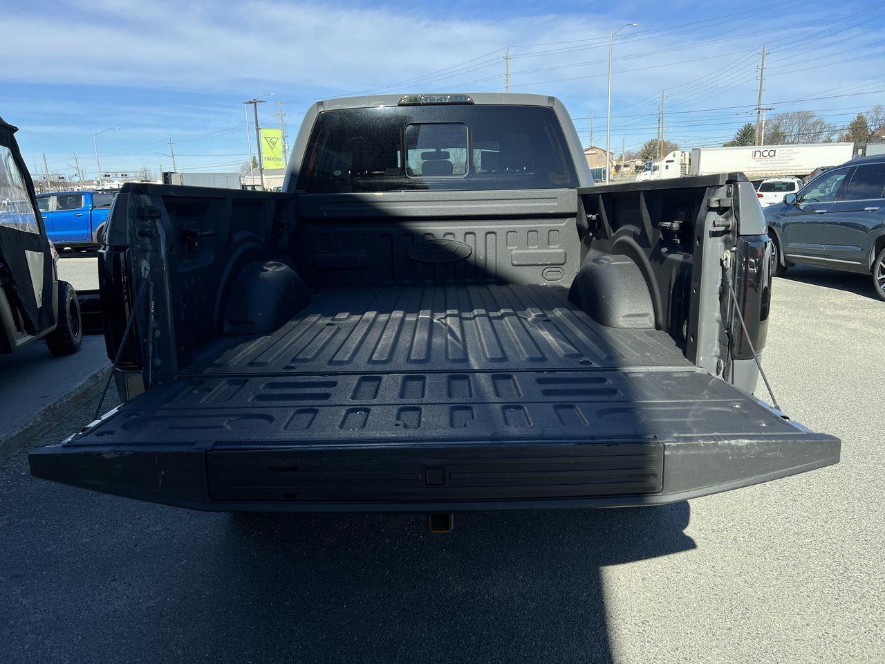 2020 Ford F-150 XLT 4X4, HEATED SEATS, BACK UP CAM, POWER SEATS!! Photo