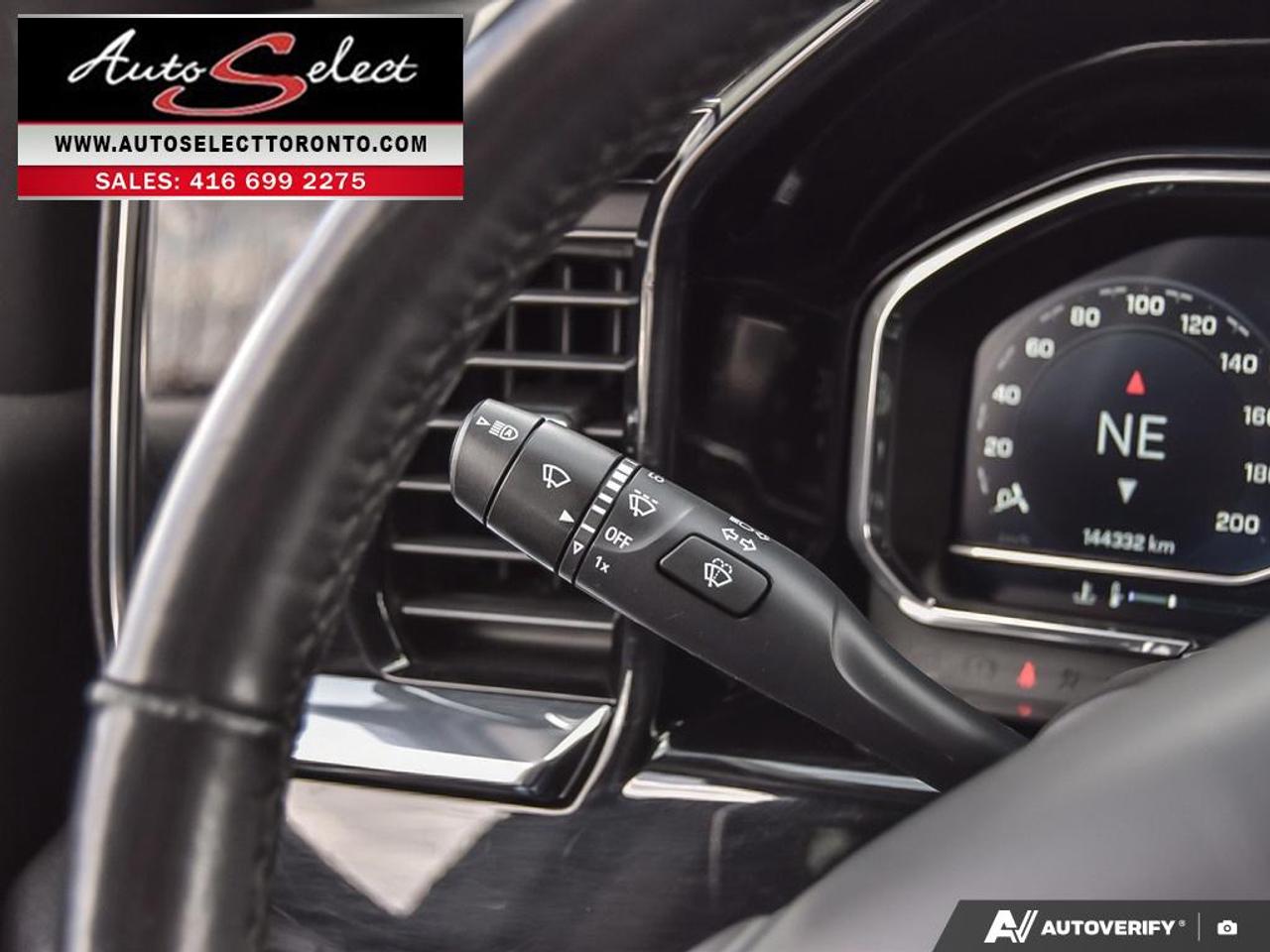 2022 Chevrolet Silverado 1500 LT 4x4 **5.3L V8** Apple Carplay - Clean Carfax Photo