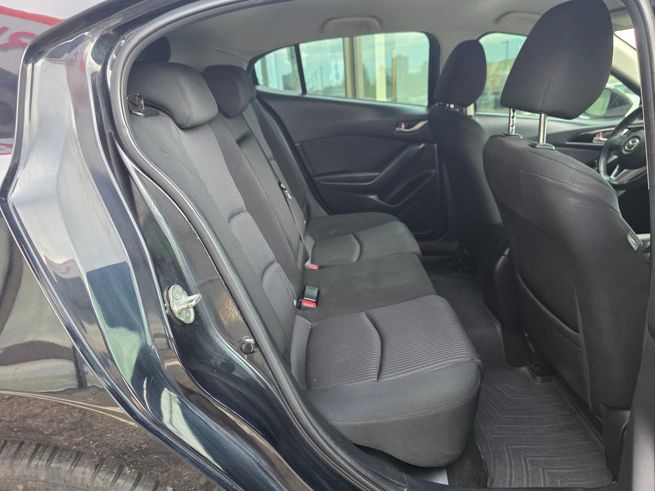 2015 Mazda MAZDA3 GS Backup Camera | Heated Seats | Excellent Service History Photo
