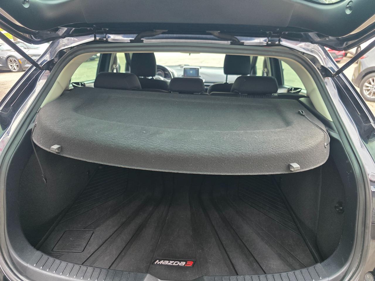 2015 Mazda MAZDA3 GS Backup Camera | Heated Seats | Excellent Service History Photo