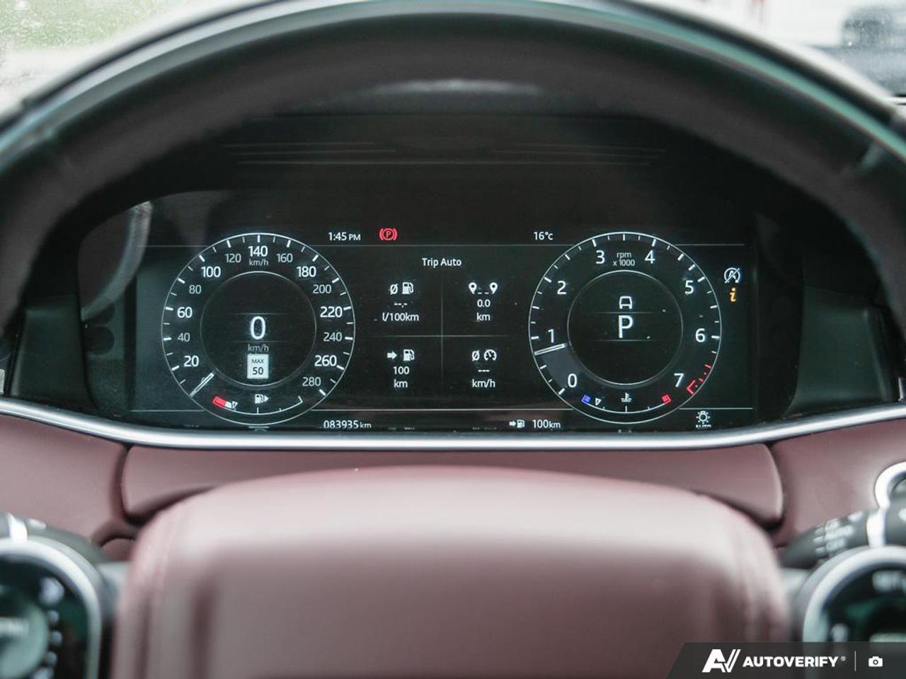 2020 Land Rover Evoque SE Photo