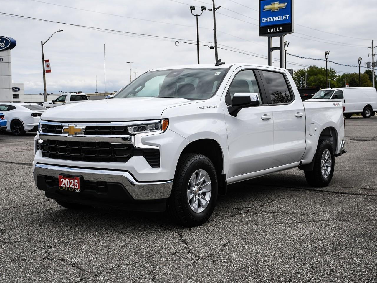 2025 Chevrolet Silverado 1500 LT1 Photo2
