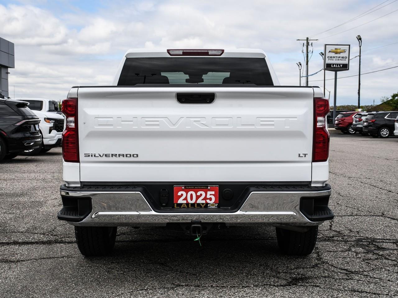 2025 Chevrolet Silverado 1500 LT1 Photo