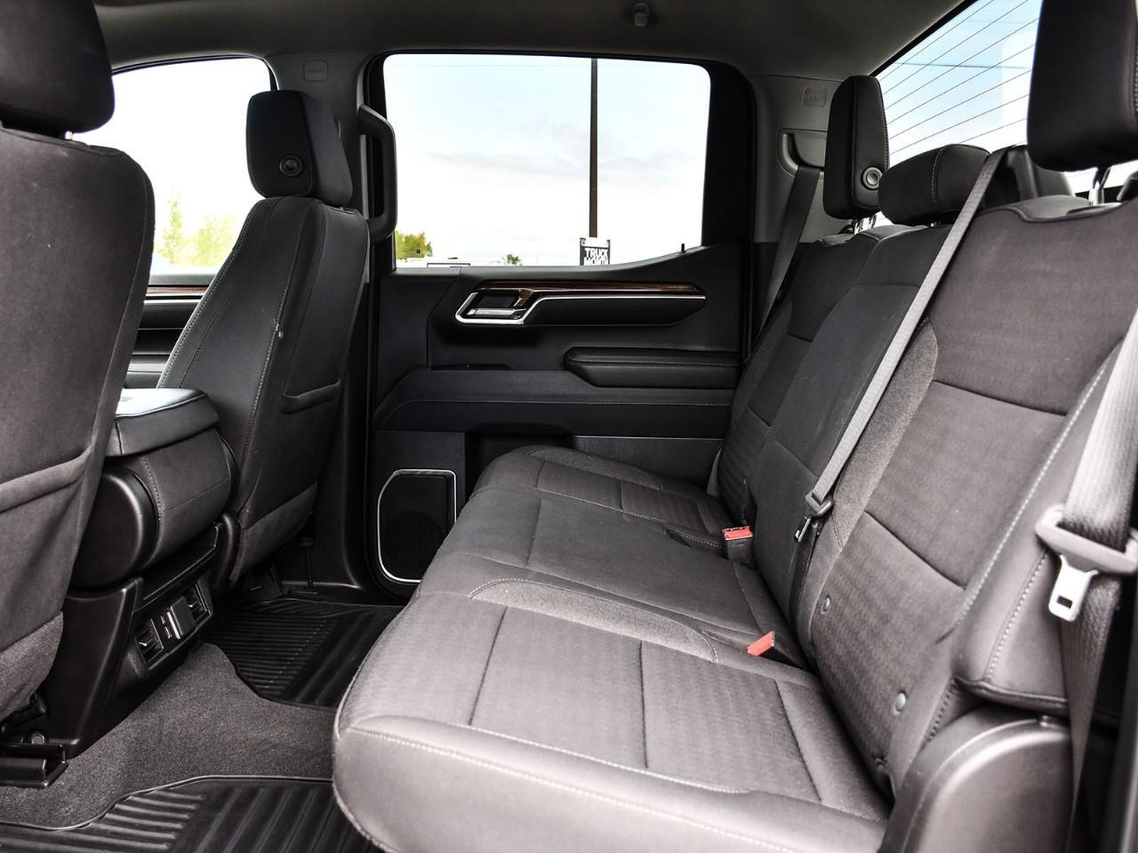 2025 Chevrolet Silverado 1500 LT1 Photo