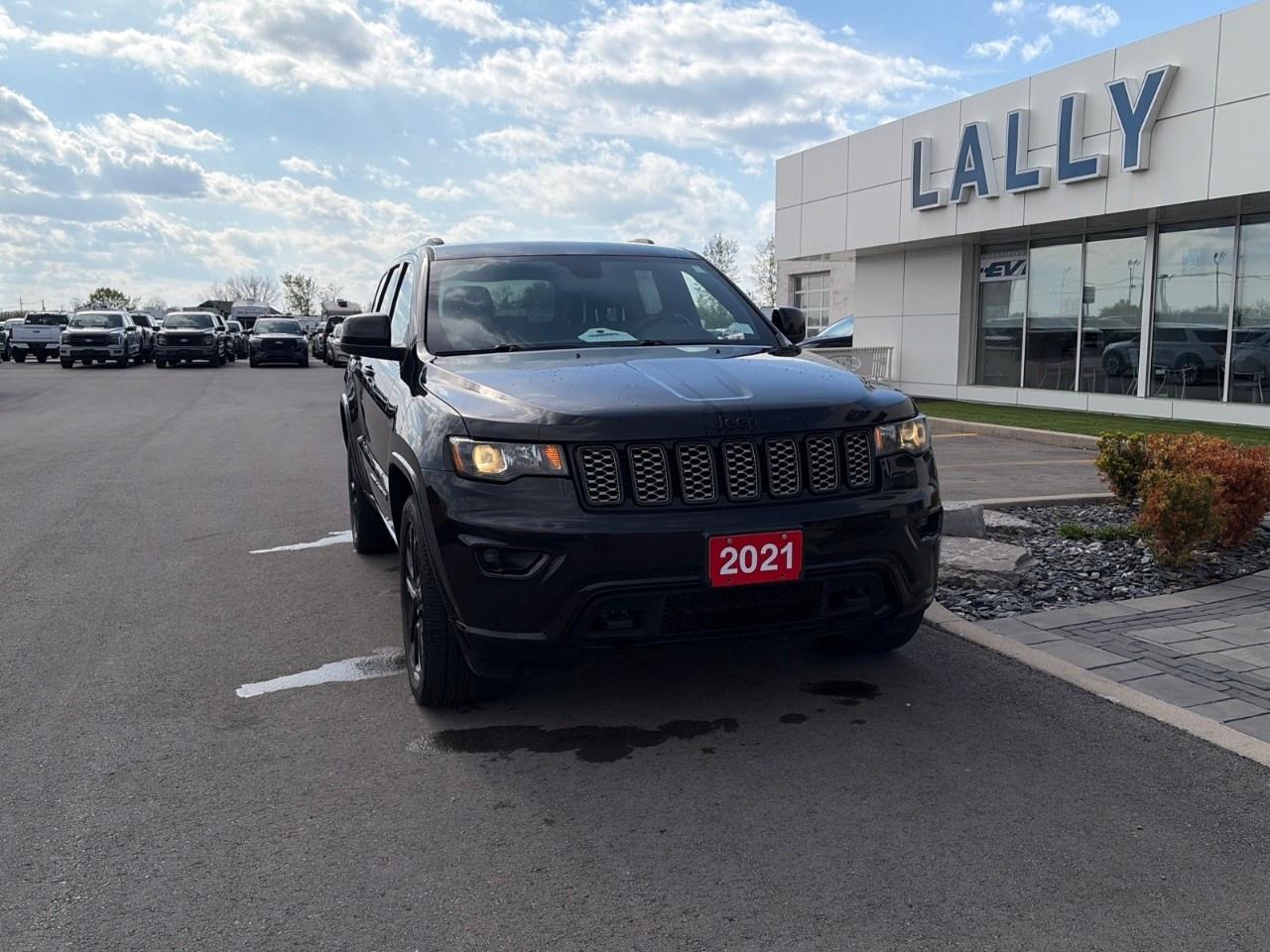 Used 2021 Jeep Grand Cherokee ALTITUDE 4X4 for sale in Tilbury, ON