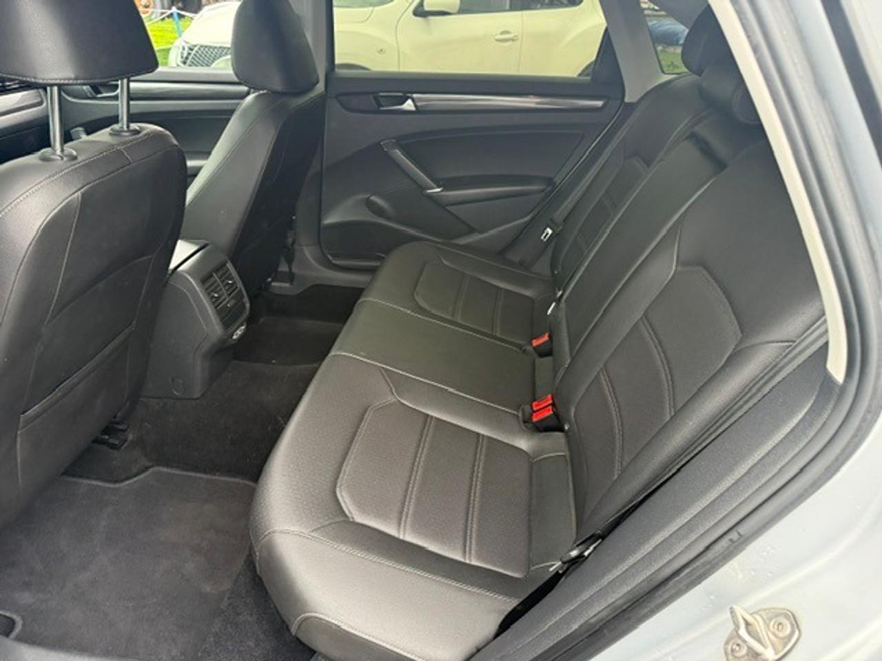 2021 Volkswagen Passat Auto Photo