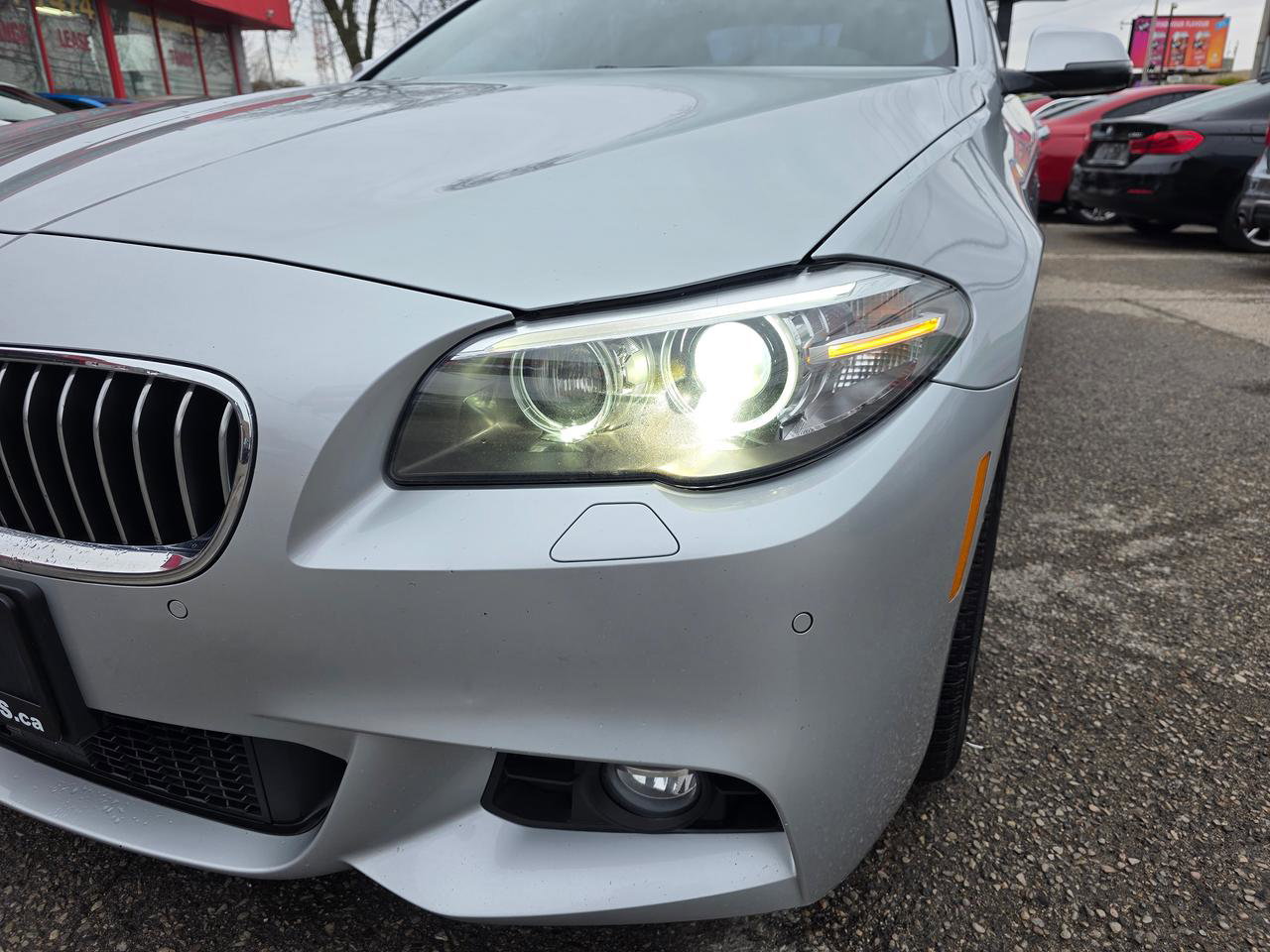 2016 BMW 5 Series 528i xDrive M Package Photo
