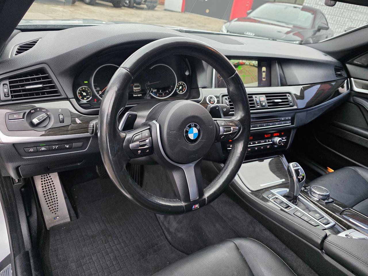 2016 BMW 5 Series 528i xDrive M Package Photo