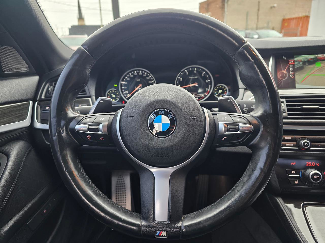 2016 BMW 5 Series 528i xDrive M Package Photo