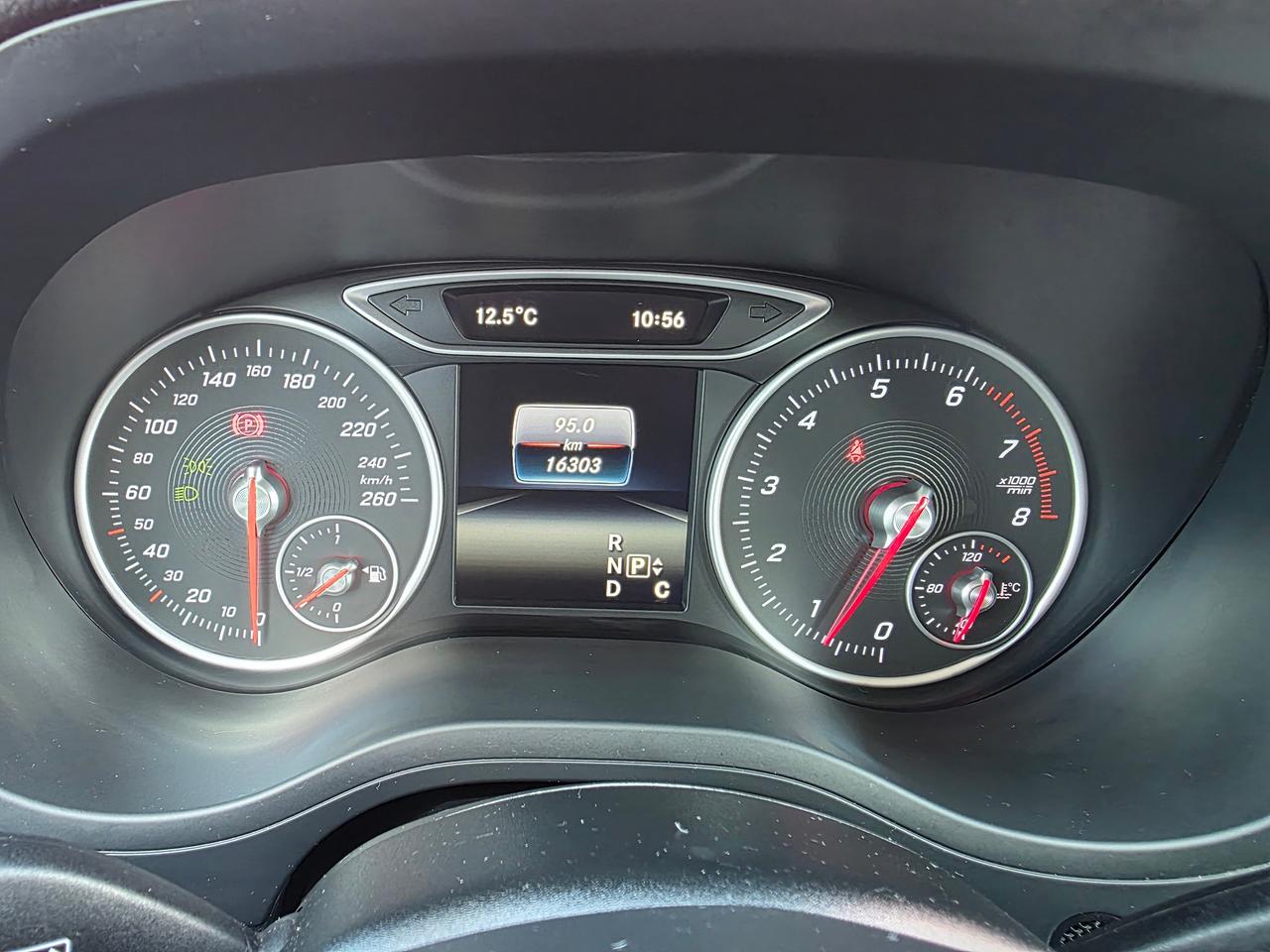 2016 Mercedes-Benz B-Class B 250 Sports Tourer Photo