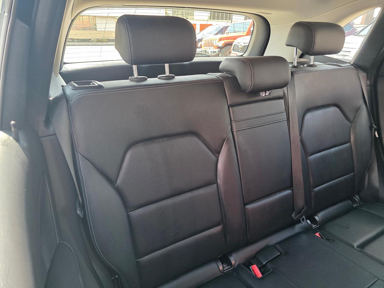 2016 Mercedes-Benz B-Class B 250 Sports Tourer Photo