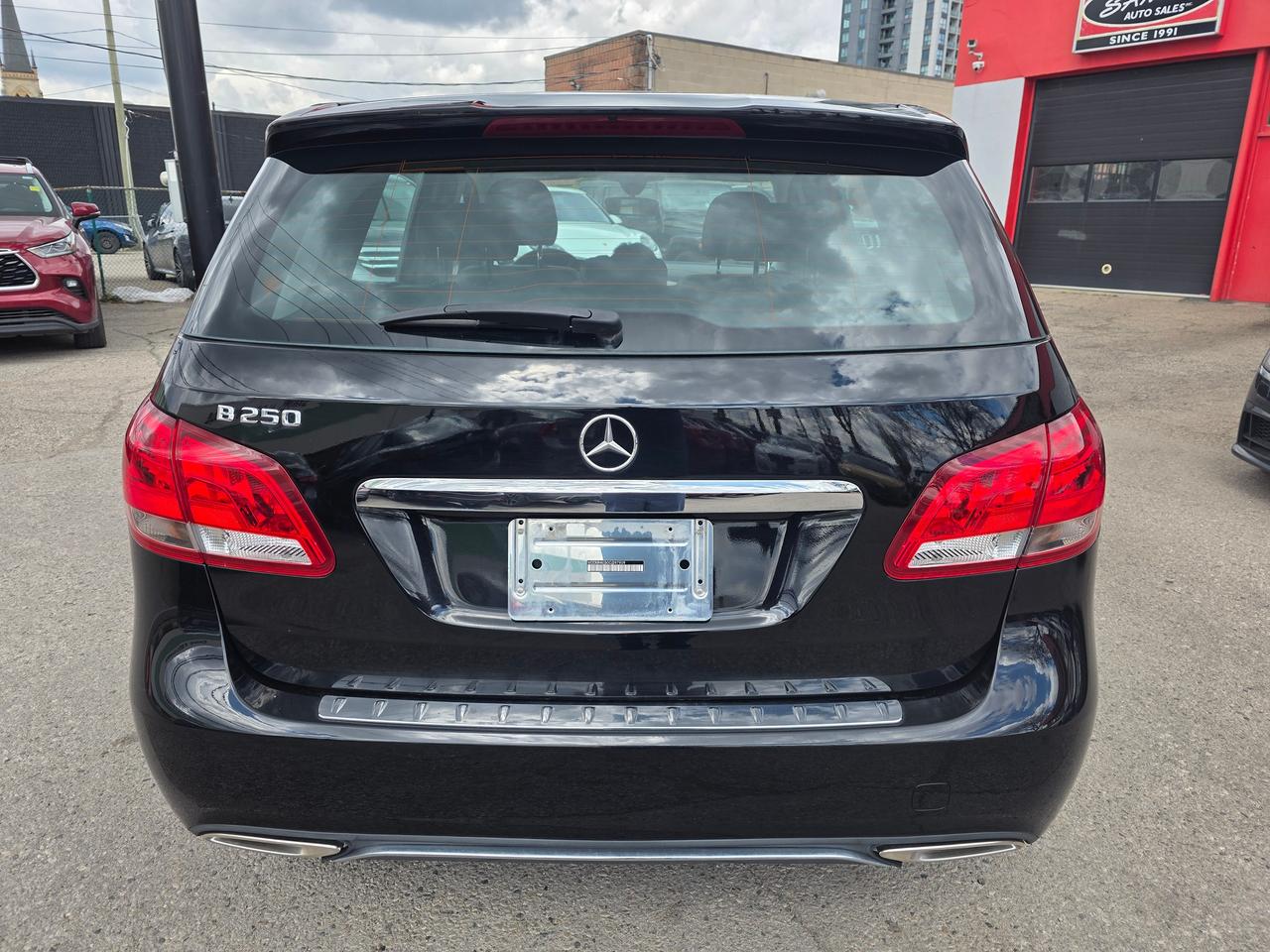 2016 Mercedes-Benz B-Class B 250 Sports Tourer Photo4