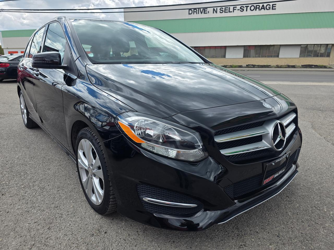 2016 Mercedes-Benz B-Class B 250 Sports Tourer Photo