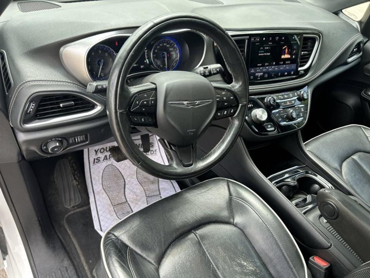 2022 Chrysler Pacifica Limited FWD | No Accidents | 360 Camera | Ventilated Seats Photo