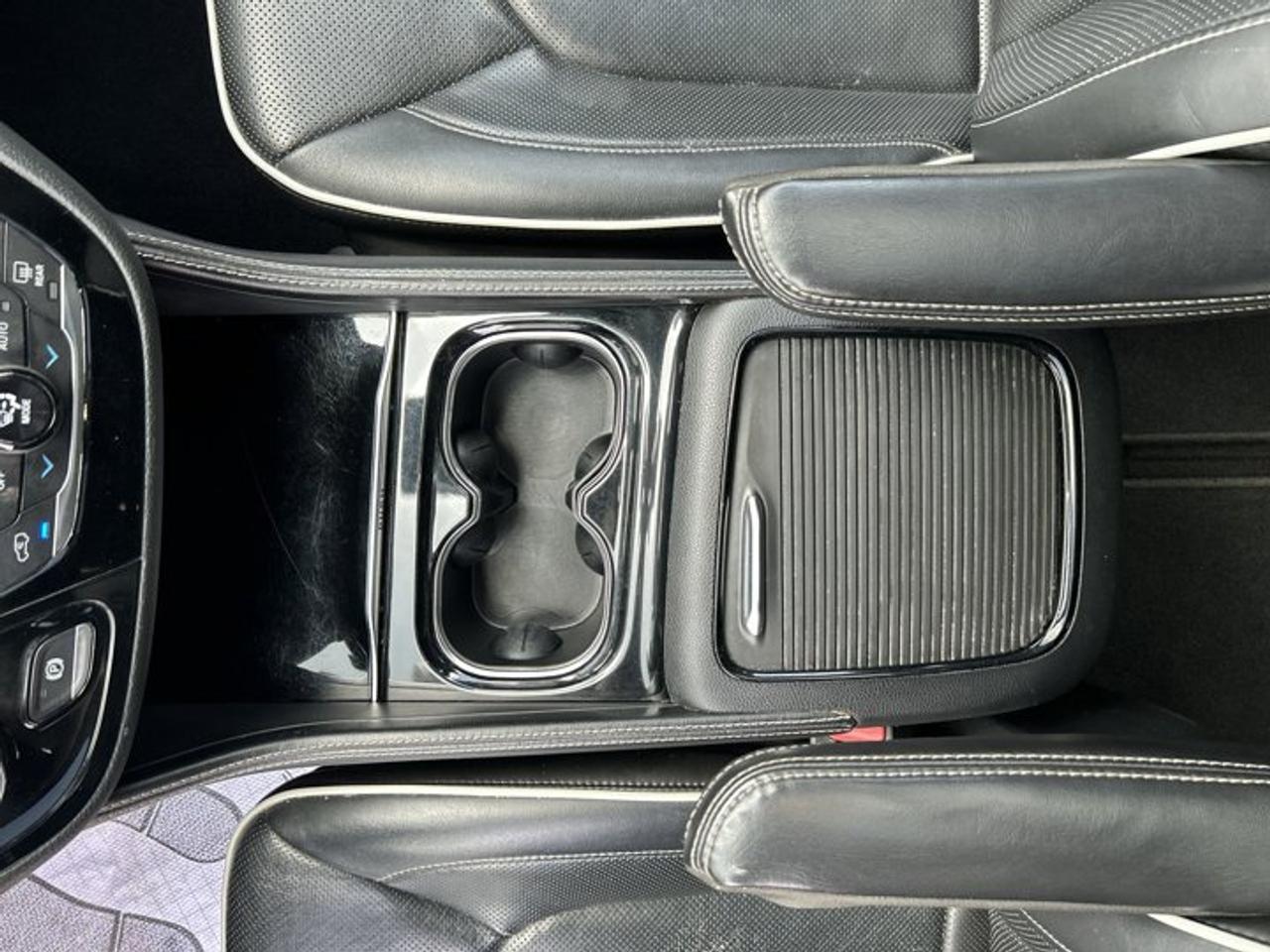 2022 Chrysler Pacifica Limited FWD | No Accidents | 360 Camera | Ventilated Seats Photo