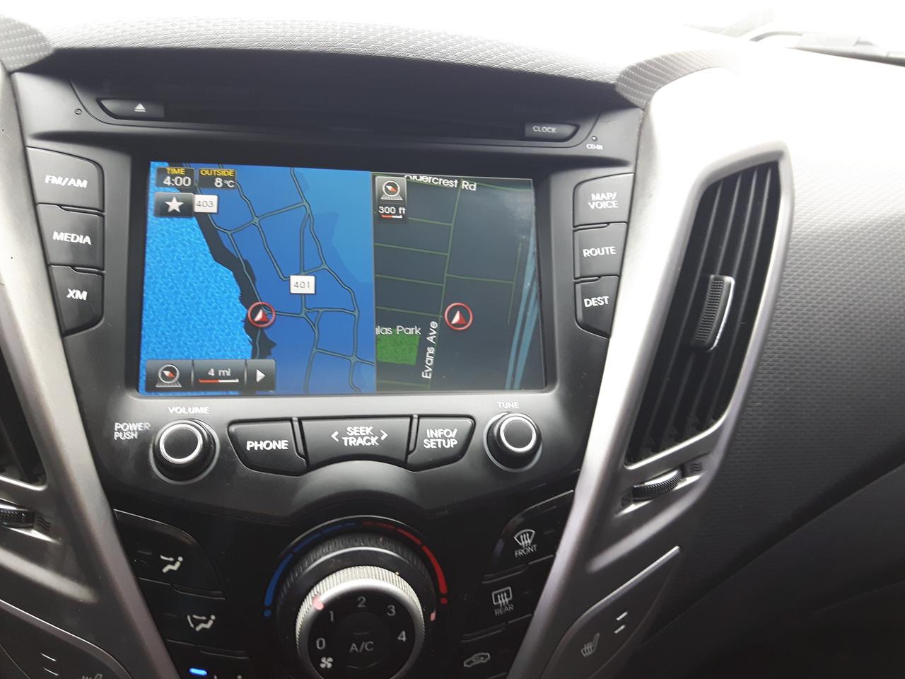 2013 Hyundai Veloster w/Tech Photo