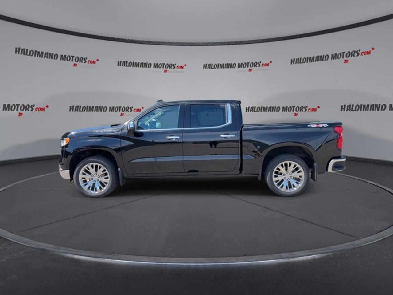 2023 Chevrolet Silverado 1500 LTZ Crew Cab 4WD | No Accidents | 360 Camera | Ventilated Seats Photo