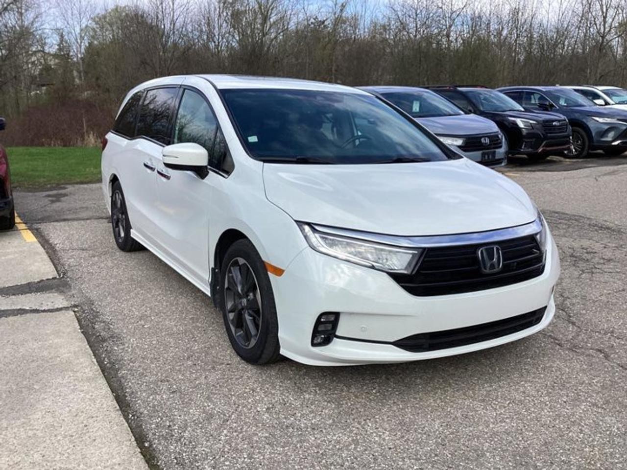 2022 Honda Odyssey Touring 2WD | No Accidents | Ventilated Front Seats Photo