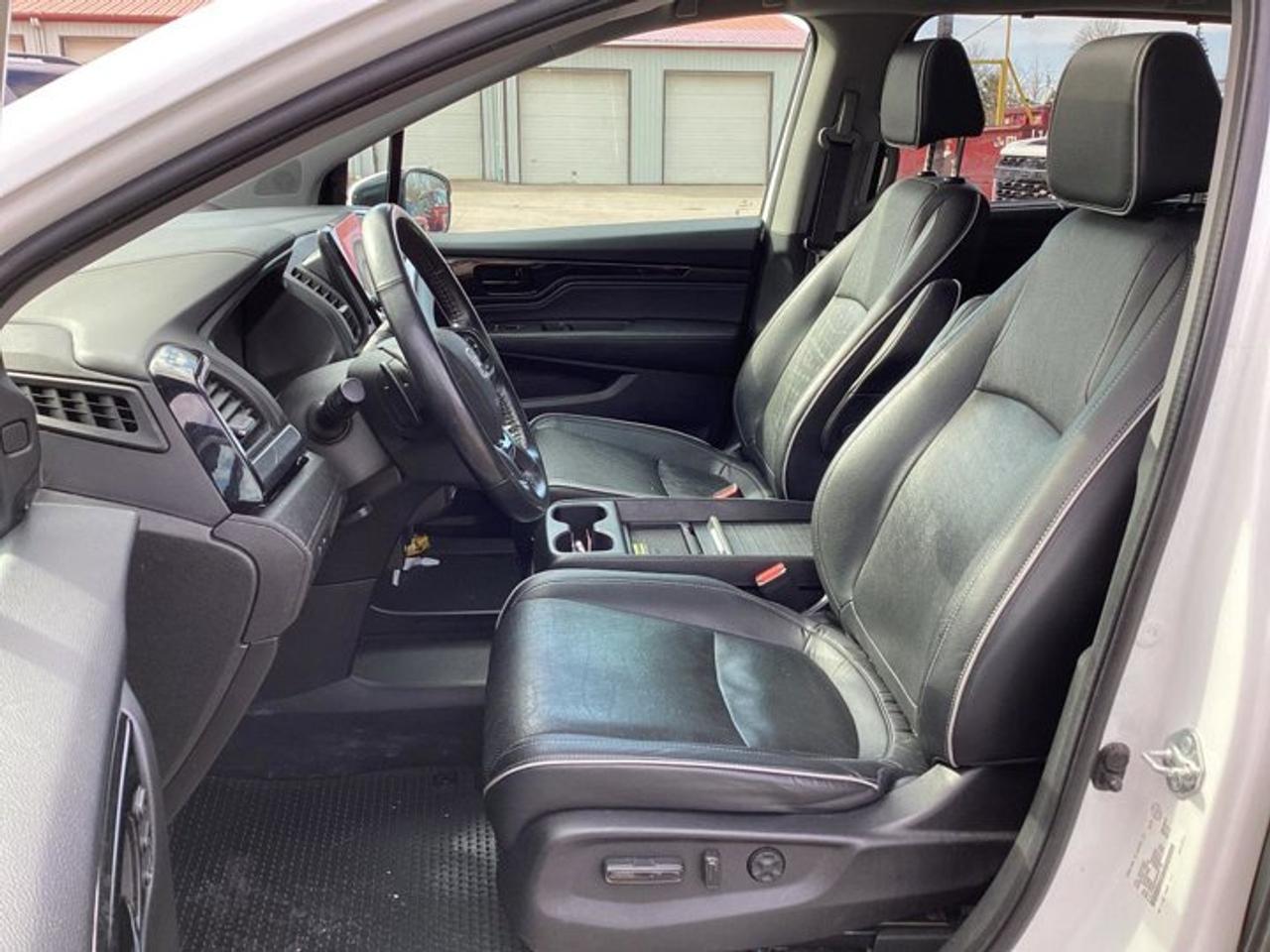 2022 Honda Odyssey Touring 2WD | No Accidents | Ventilated Front Seats Photo