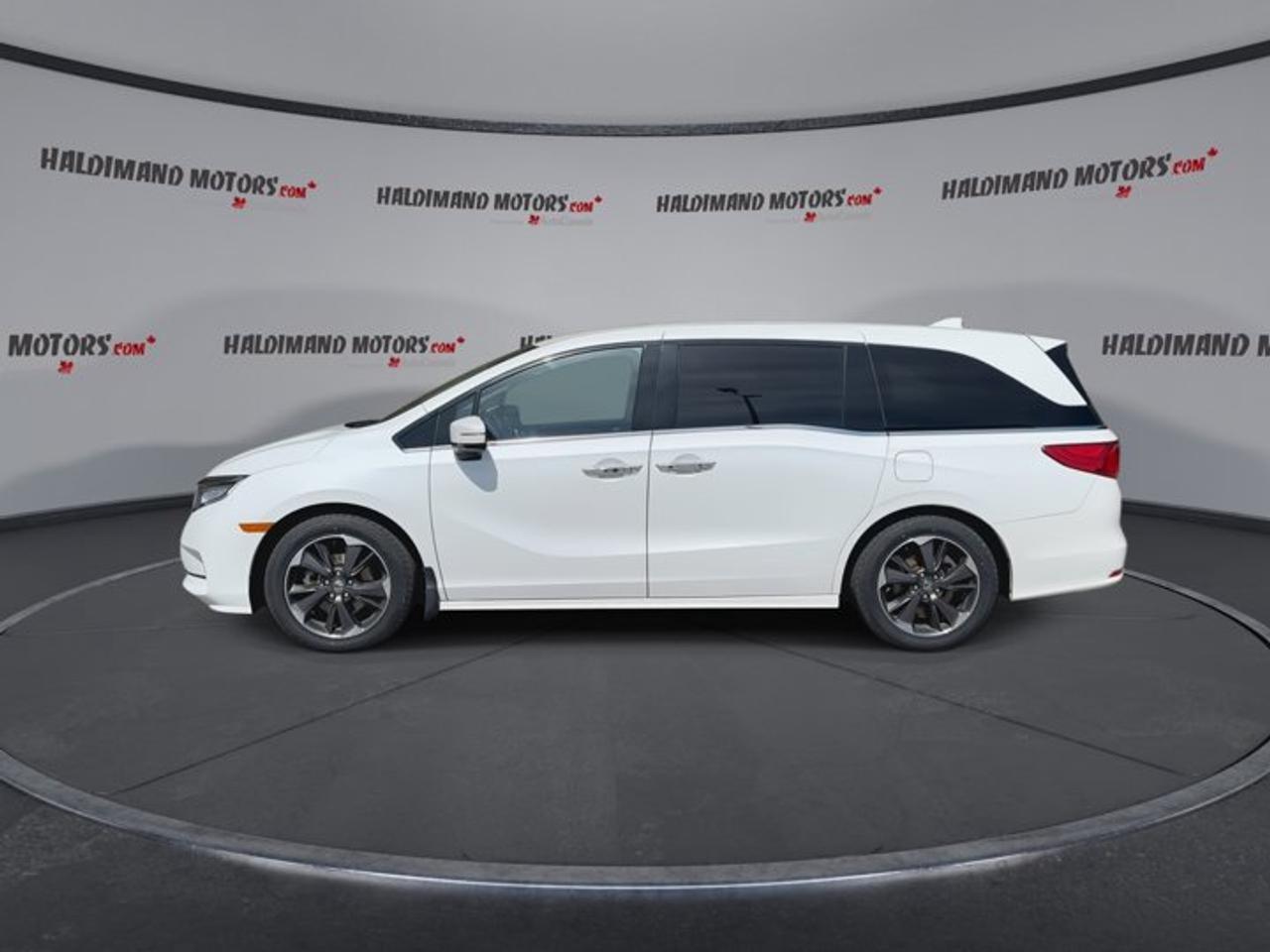 2022 Honda Odyssey Touring 2WD | No Accidents | Ventilated Front Seats Photo4