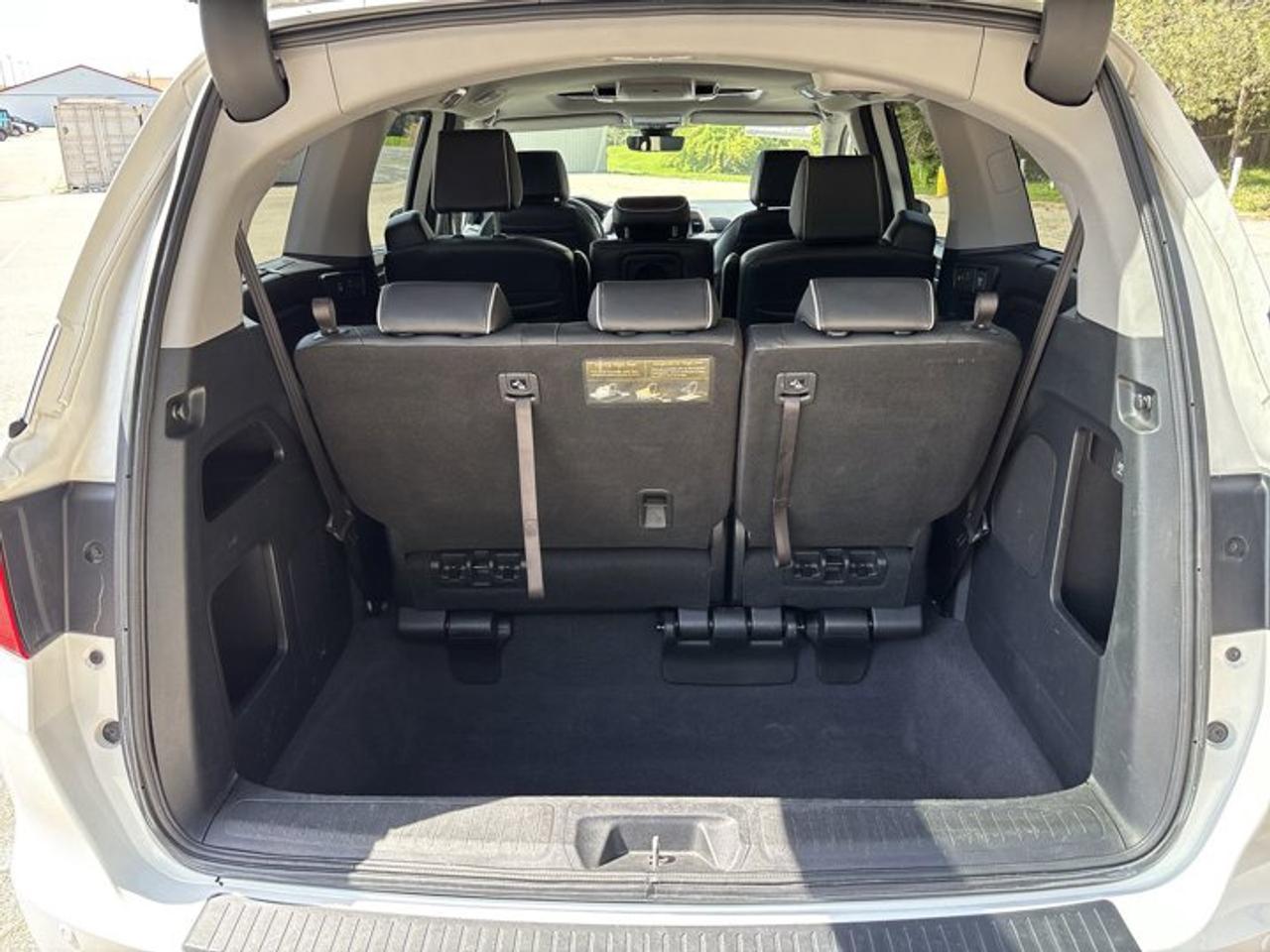2022 Honda Odyssey Touring 2WD | No Accidents | Ventilated Front Seats Photo