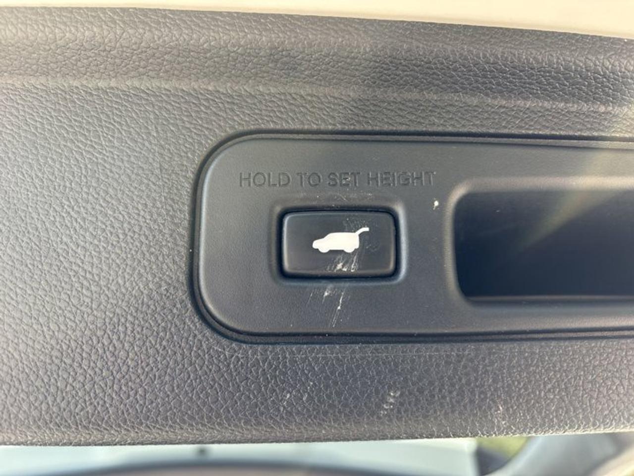 2022 Honda Odyssey Touring 2WD | No Accidents | Ventilated Front Seats Photo