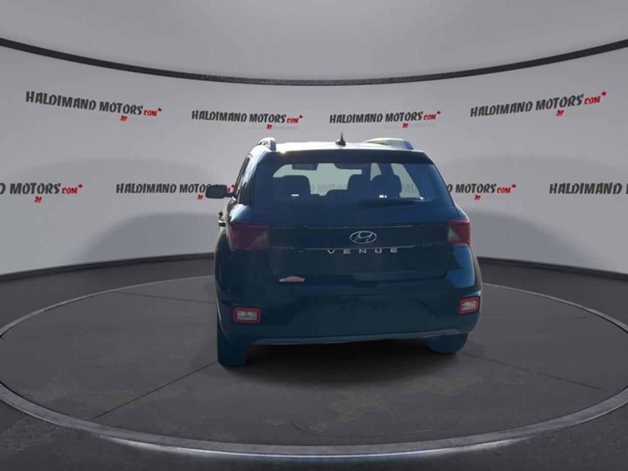 2025 Hyundai Venue Preferred | One Owner | No Accidents | Heated Steering Photo