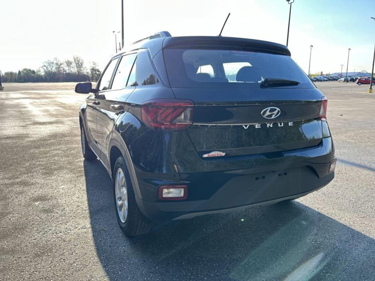 2025 Hyundai Venue Preferred | One Owner | No Accidents | Heated Steering Photo