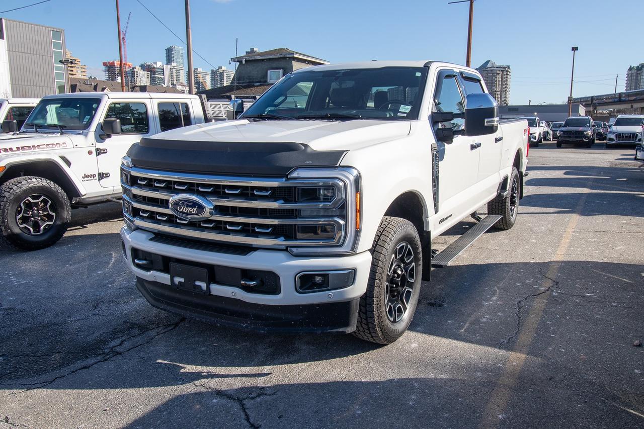 2023 Ford F-350 Platinum 4WD Crew Cab 6.75' Box Photo0
