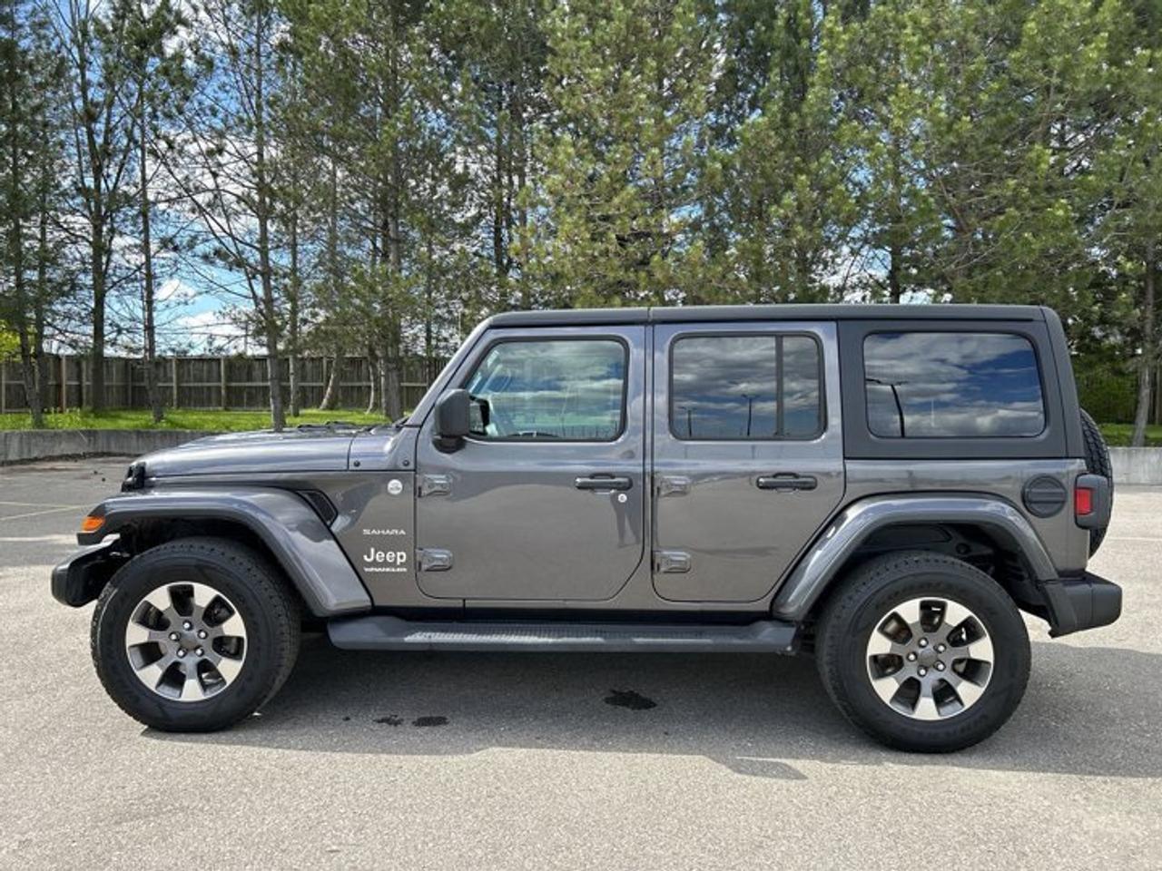 2023 Jeep Wrangler Sahara 4x4 | One Owner | No Accidents | Heated Steering Photo