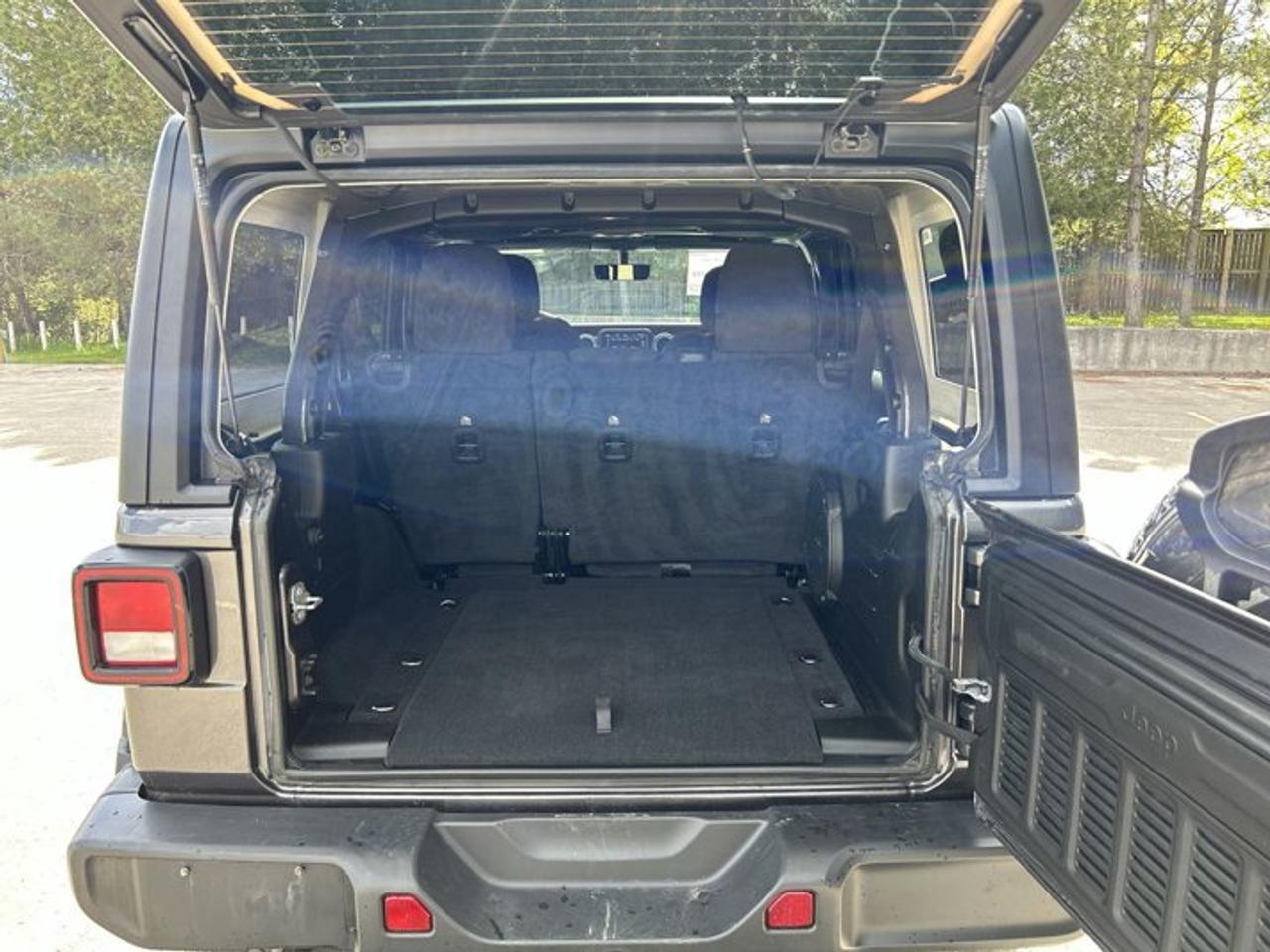 2023 Jeep Wrangler Sahara 4x4 | One Owner | No Accidents | Heated Steering Photo