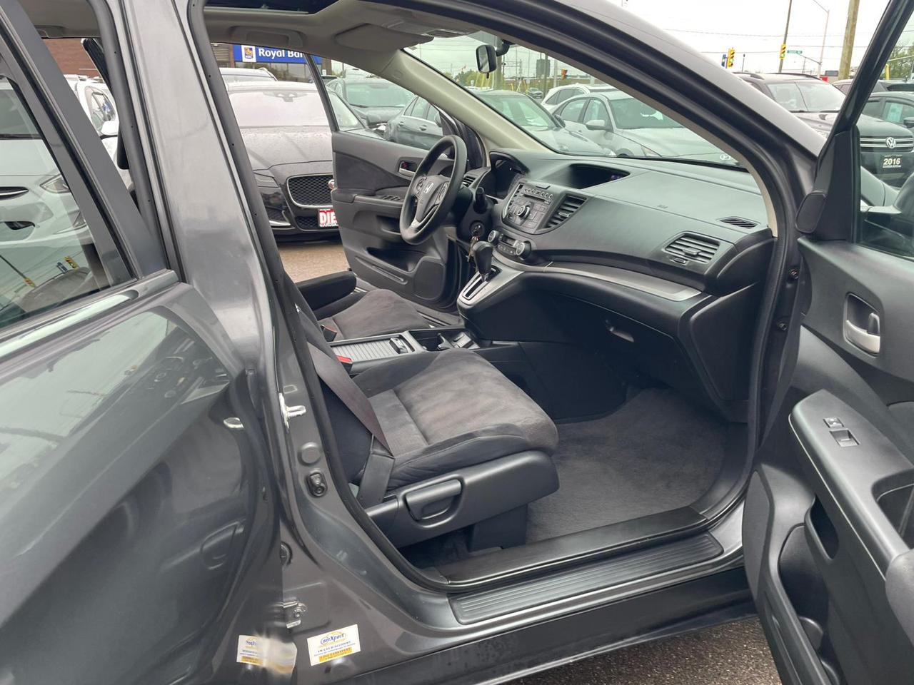 2014 Honda CR-V AWD LOW KM NO ACCIDENT HEATED SEATS BACKUP CAM B-T Photo