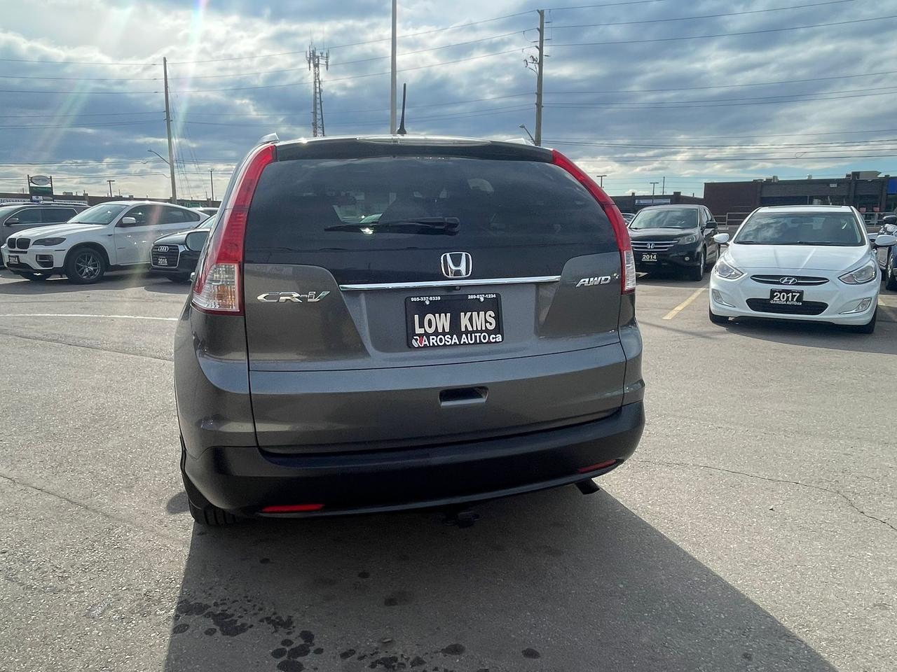 2014 Honda CR-V AWD LOW KM NO ACCIDENT HEATED SEATS BACKUP CAM B-T Photo