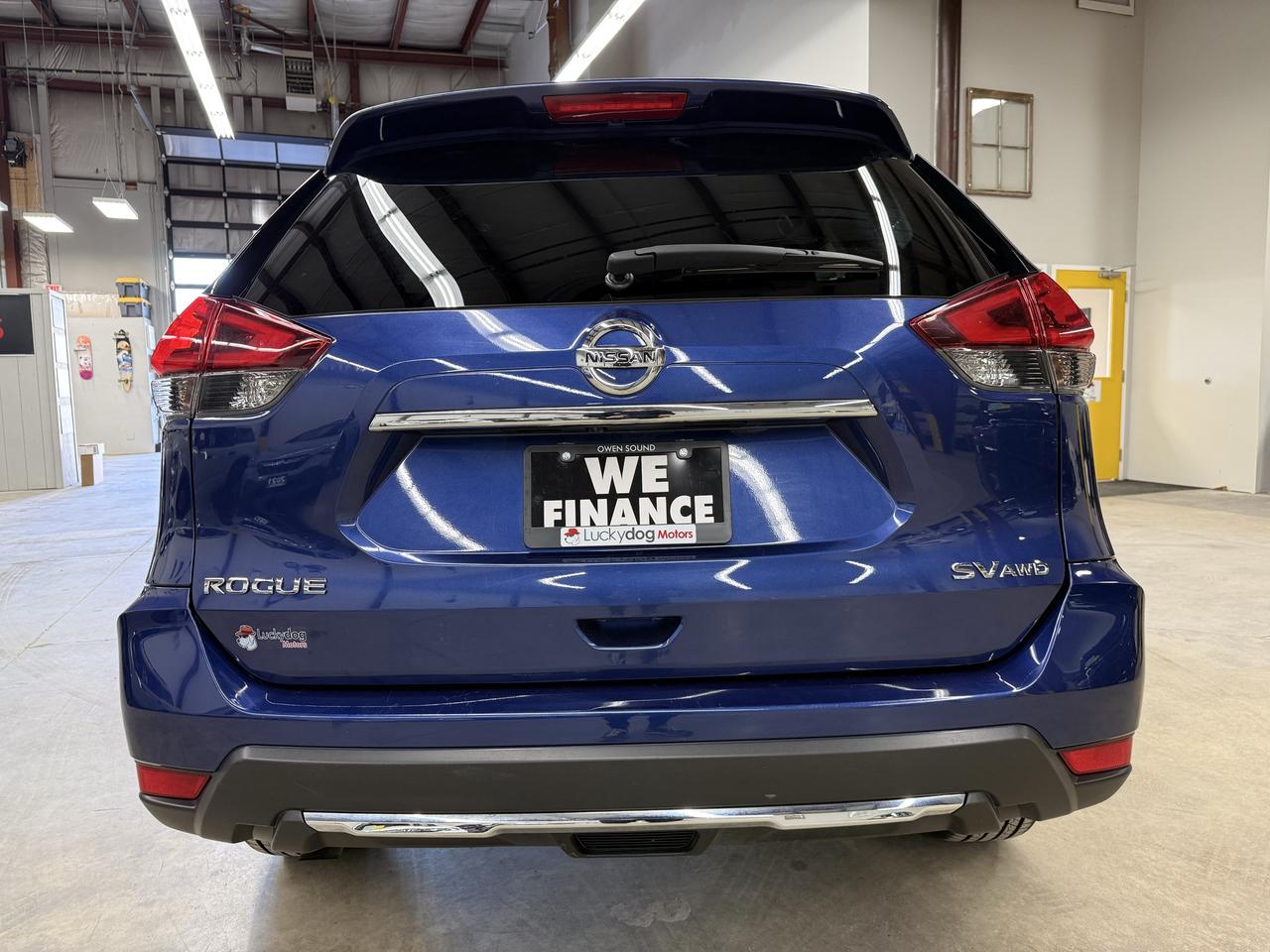 2020 Nissan Rogue SV Photo4