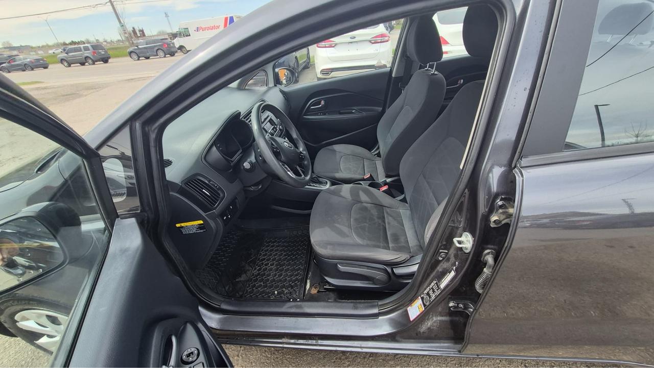 2014 Kia Rio LX+, AUTO, SEDAN, 4 CYL, GREAT ON FUEL, CERTIFIED Photo
