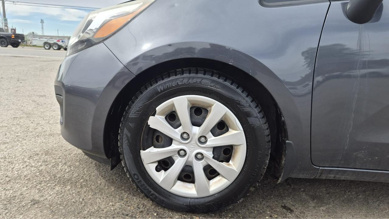 2014 Kia Rio LX+, AUTO, SEDAN, 4 CYL, GREAT ON FUEL, CERTIFIED Photo