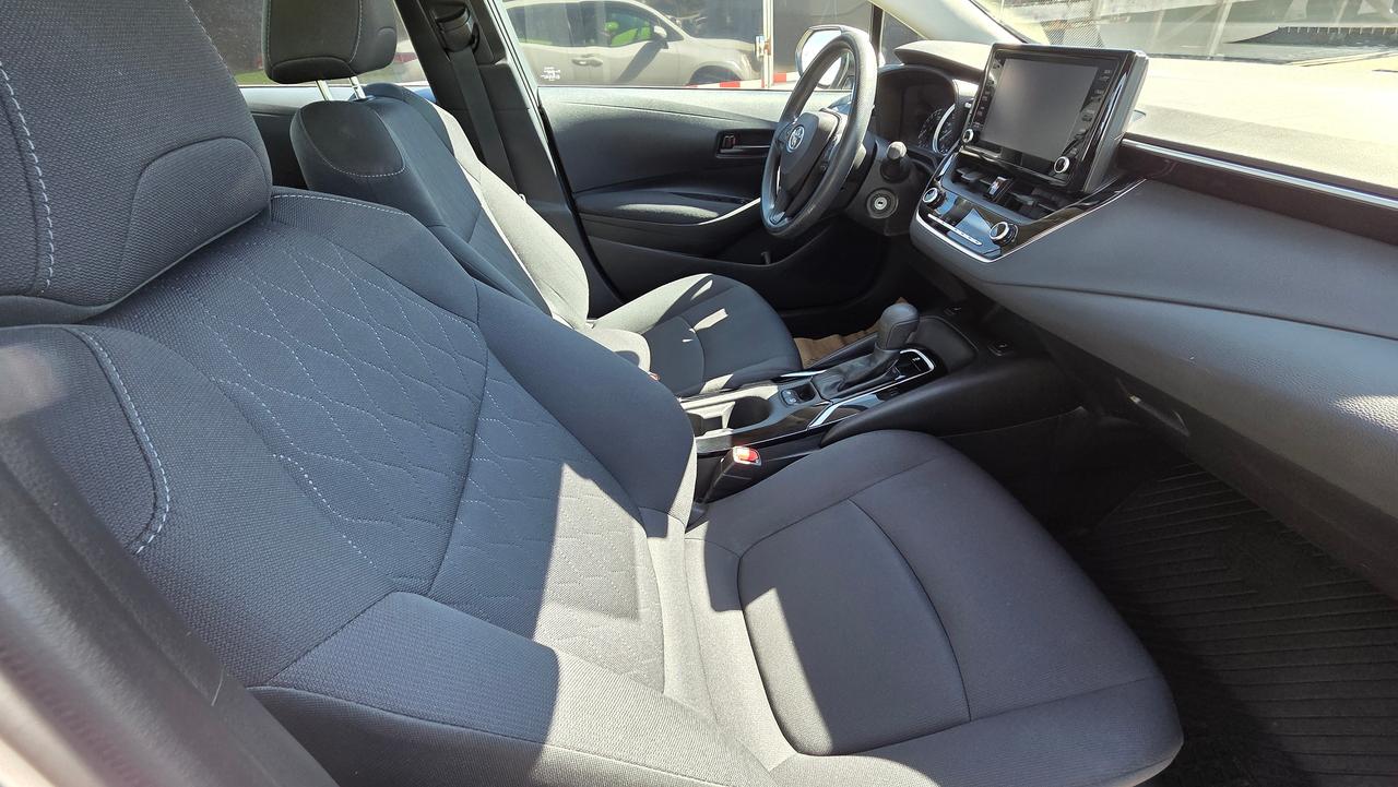 2022 Toyota Corolla LE Photo