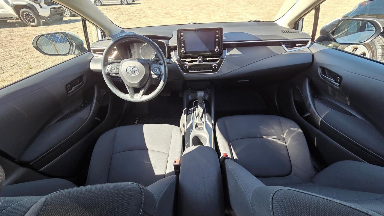 2022 Toyota Corolla LE Photo