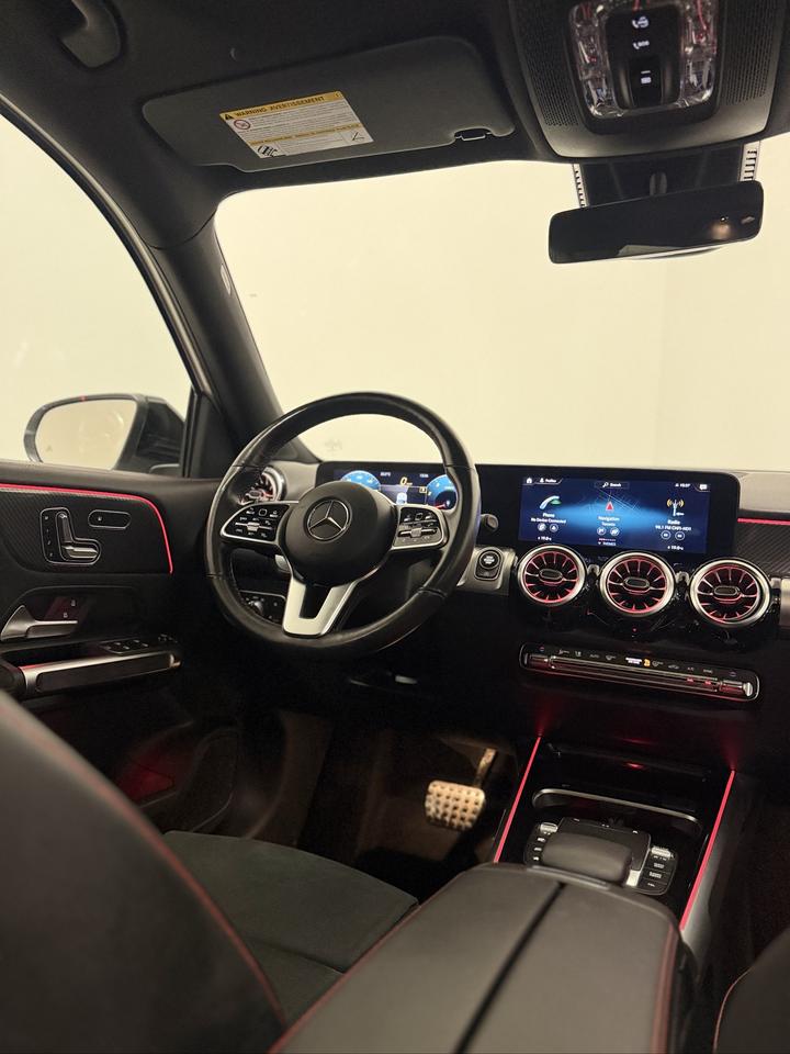 2022 Mercedes-Benz GLB GLB 250 | AMG Package |Night Package| 7 PASSENGER Photo