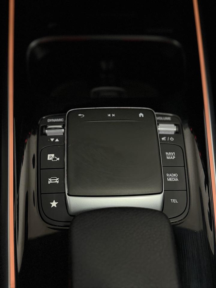 2022 Mercedes-Benz GLB GLB 250 | AMG Package |Night Package| 7 PASSENGER Photo