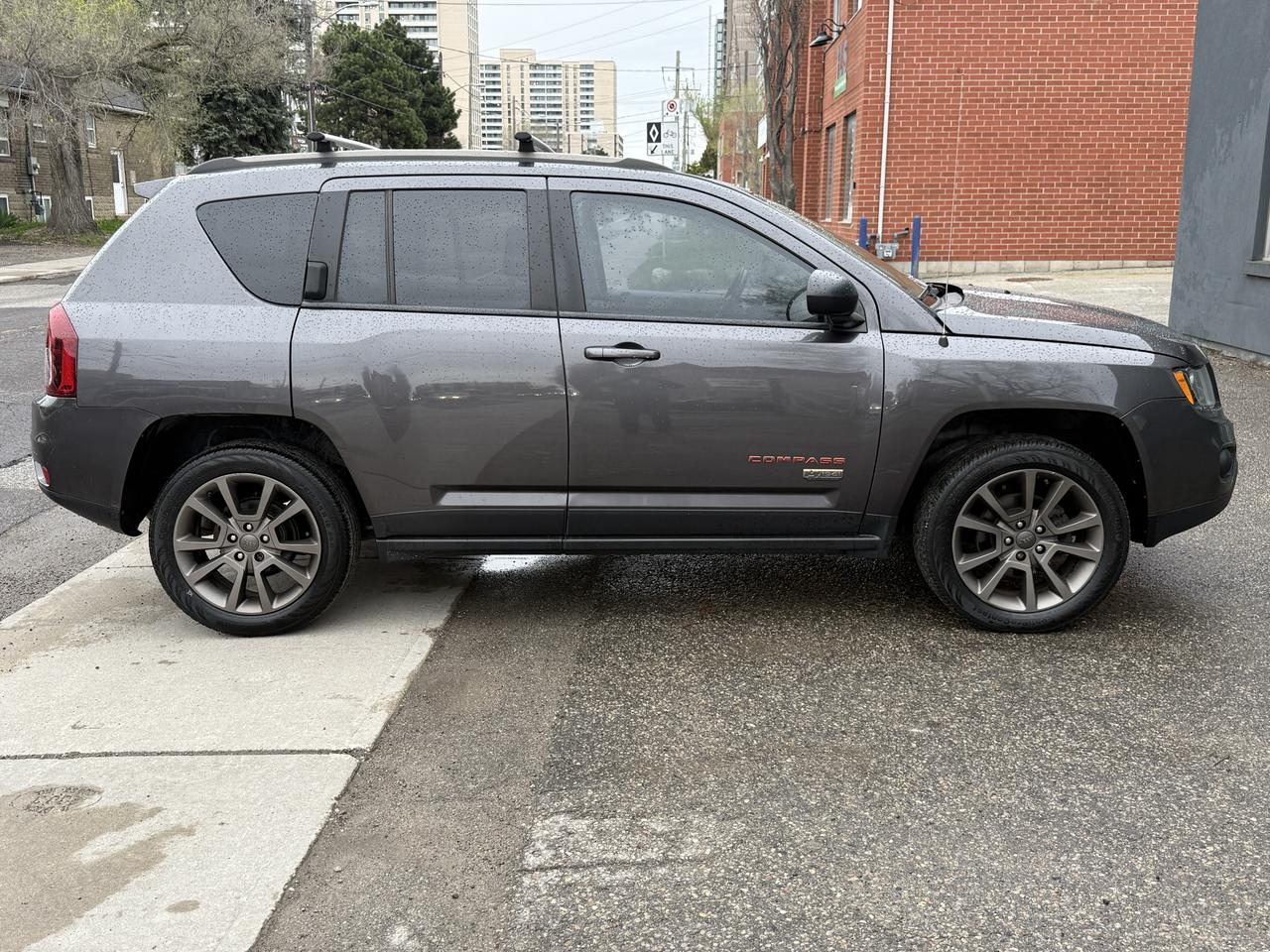 2017 Jeep Compass 75TH ANNIVERSARY Photo3