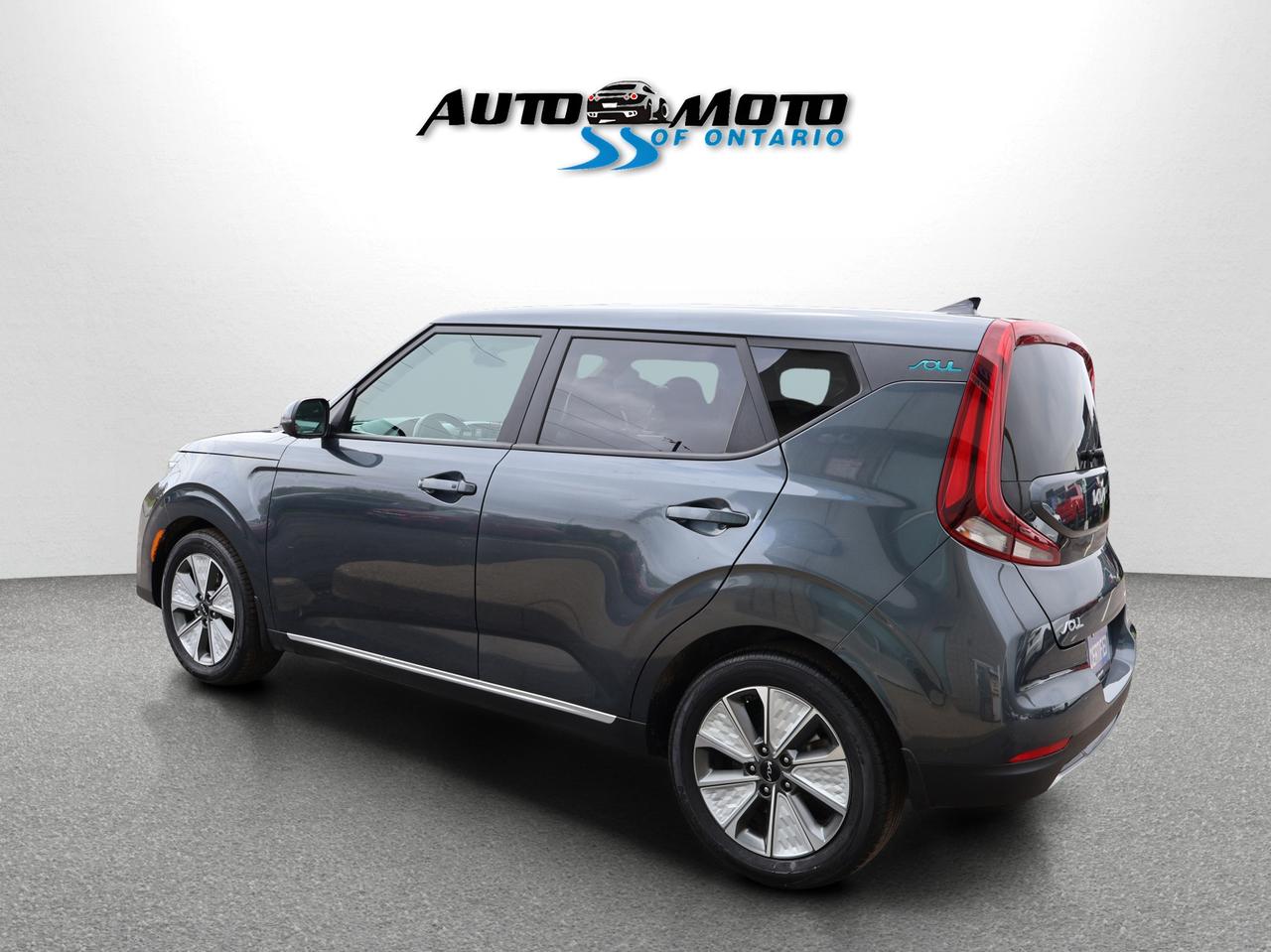 2022 Kia Soul EV PREMIUM CERTIFIED *1 OWNER*ACCIDENT FREE*LOW KMS* CAMERA NAV BLUETOOTH HEATED SEATS CRUISE ALLOYS Photo