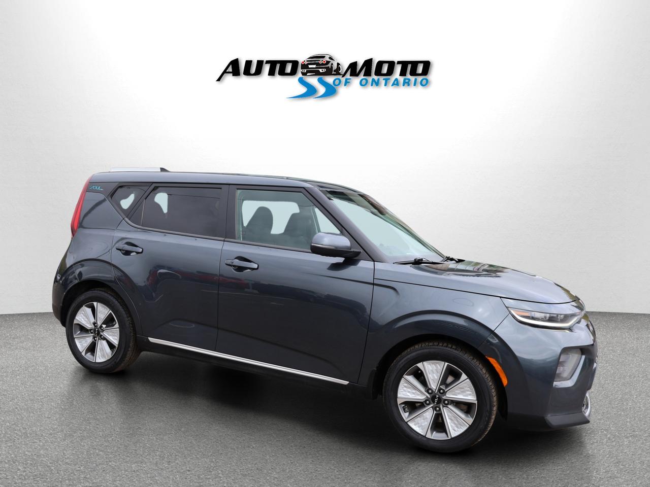 2022 Kia Soul EV PREMIUM CERTIFIED *1 OWNER*ACCIDENT FREE*LOW KMS* CAMERA NAV BLUETOOTH HEATED SEATS CRUISE ALLOYS Photo