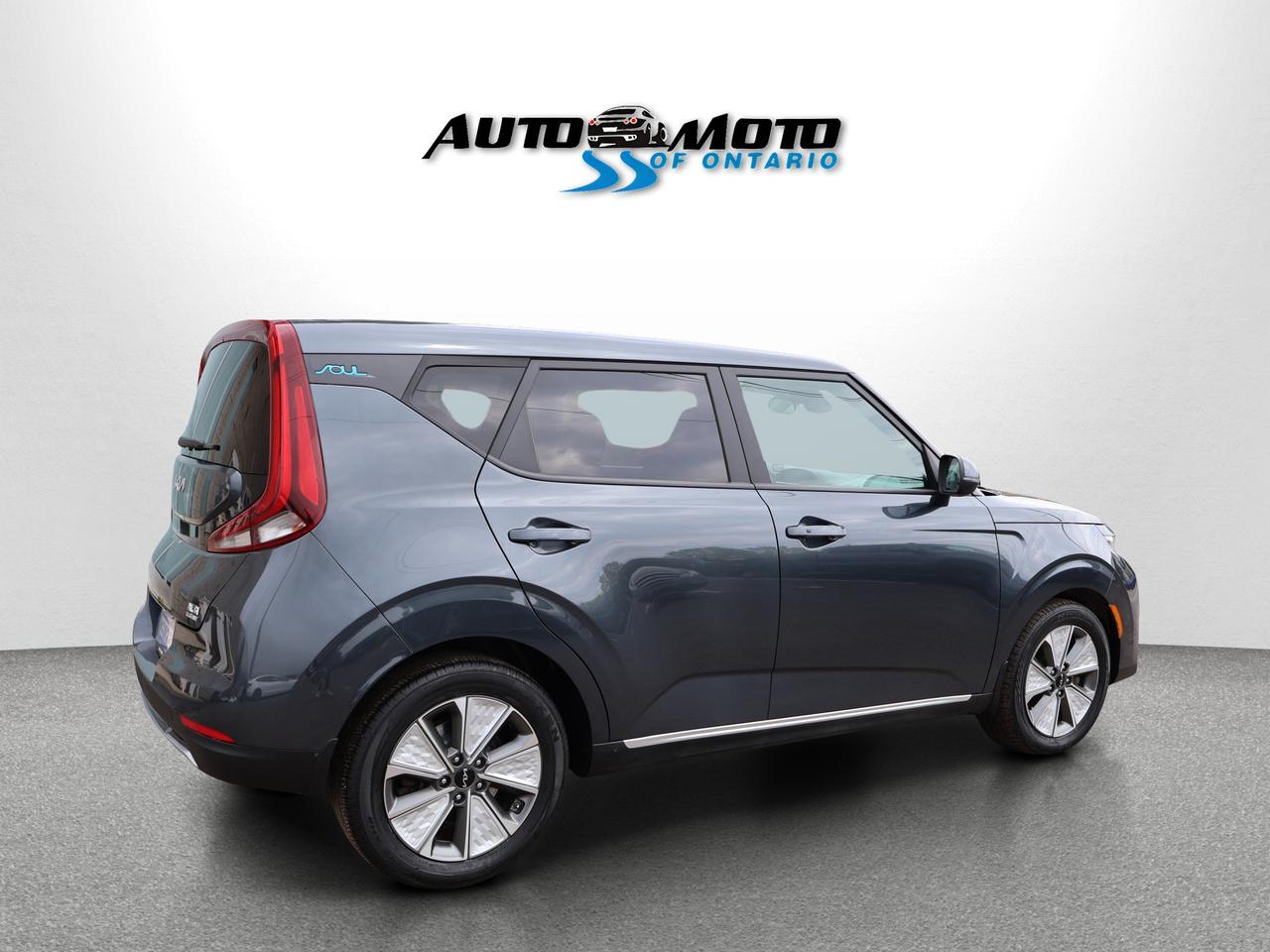 2022 Kia Soul EV PREMIUM CERTIFIED *1 OWNER*ACCIDENT FREE*LOW KMS* CAMERA NAV BLUETOOTH HEATED SEATS CRUISE ALLOYS Photo