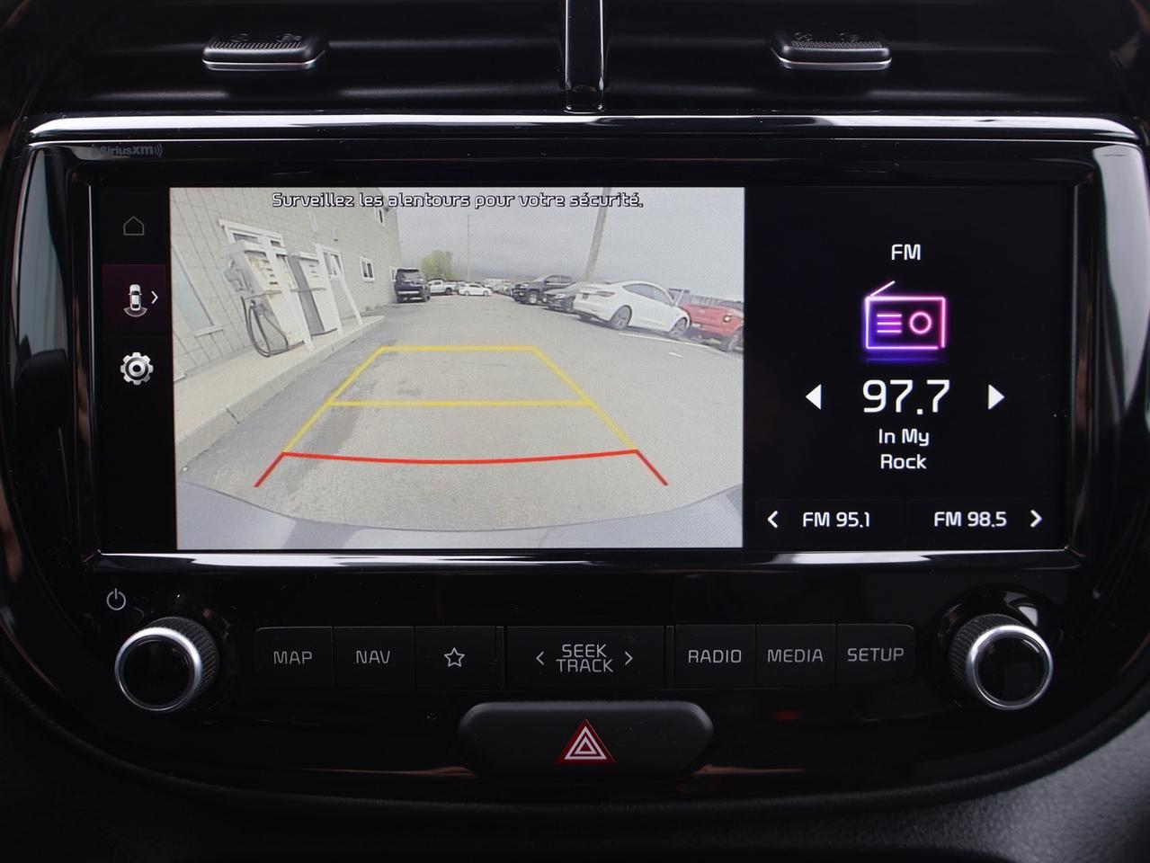 2022 Kia Soul EV PREMIUM CERTIFIED *1 OWNER*ACCIDENT FREE*LOW KMS* CAMERA NAV BLUETOOTH HEATED SEATS CRUISE ALLOYS Photo