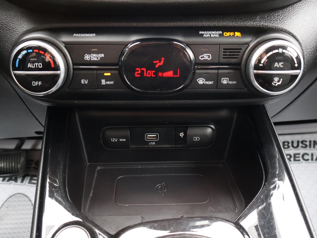 2022 Kia Soul EV PREMIUM CERTIFIED *1 OWNER*ACCIDENT FREE*LOW KMS* CAMERA NAV BLUETOOTH HEATED SEATS CRUISE ALLOYS Photo