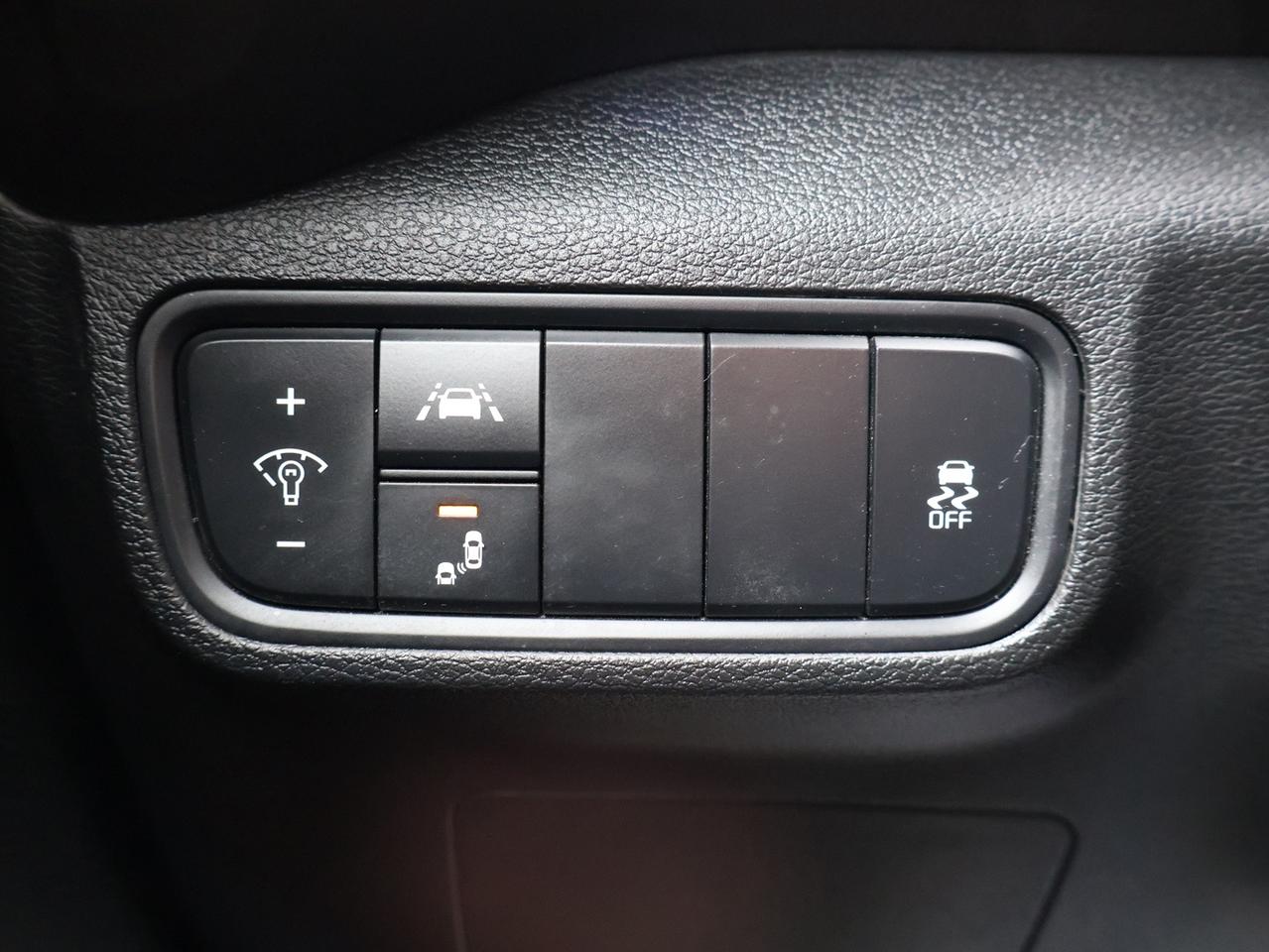 2022 Kia Soul EV PREMIUM CERTIFIED *1 OWNER*ACCIDENT FREE*LOW KMS* CAMERA NAV BLUETOOTH HEATED SEATS CRUISE ALLOYS Photo