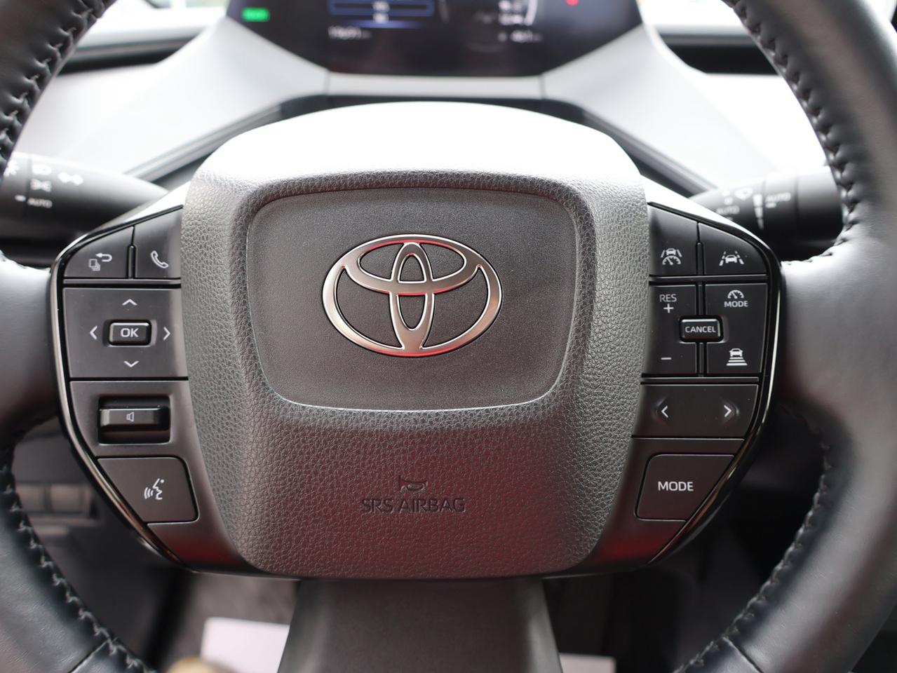 2025 Toyota Prius XLE AWD CERTIFIED *ACCIDENT FREE* CAMERA NAV BLUETOOTH LEATHER HEATED SEATS CRUISE ALLOYS Photo